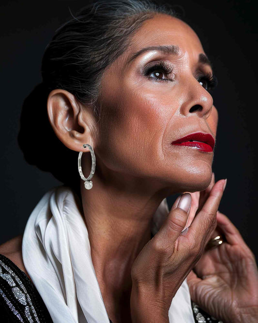 Silver Hoop w/ Pearl Accent II