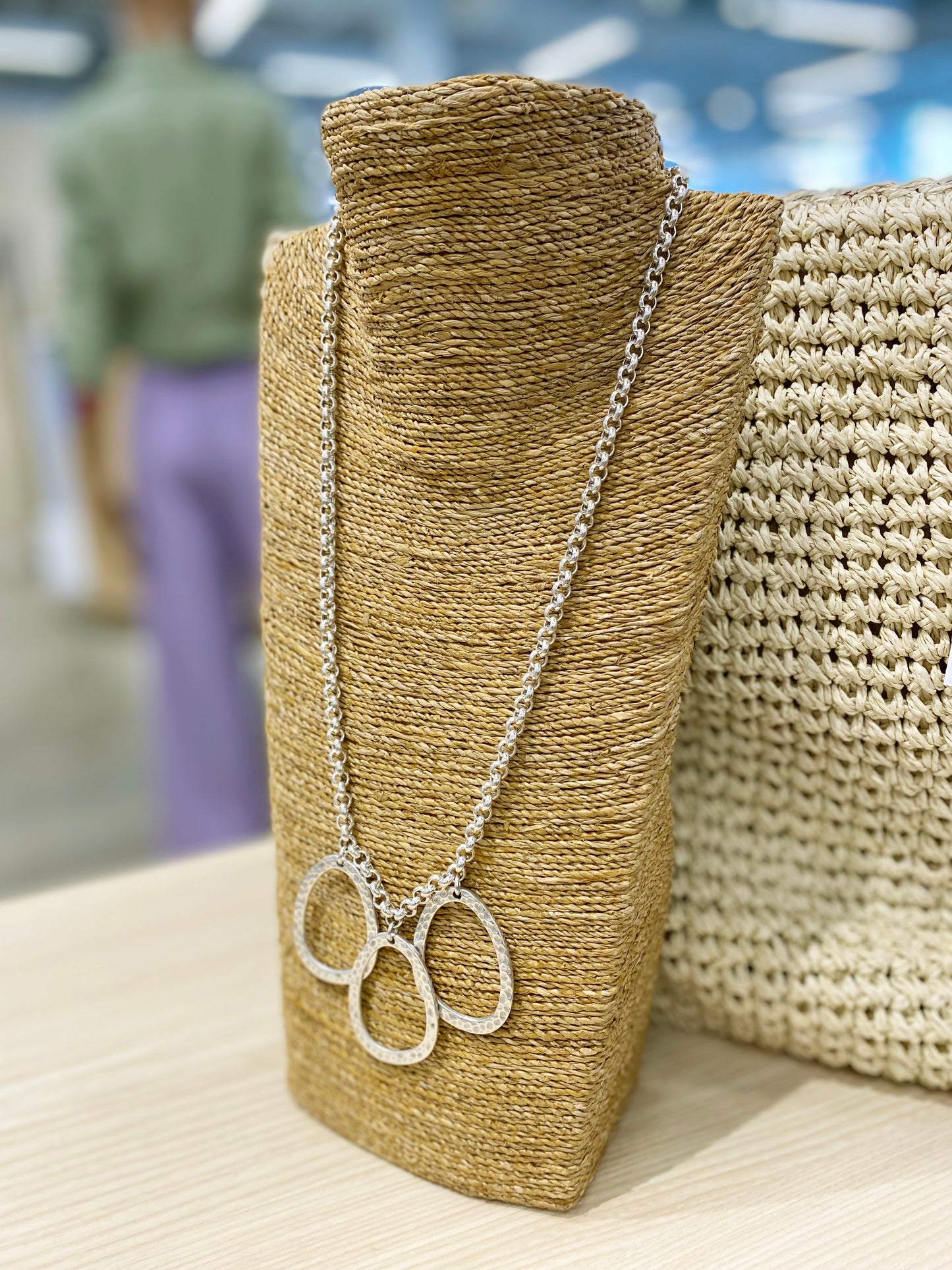 Trendy Viola Silver Necklace