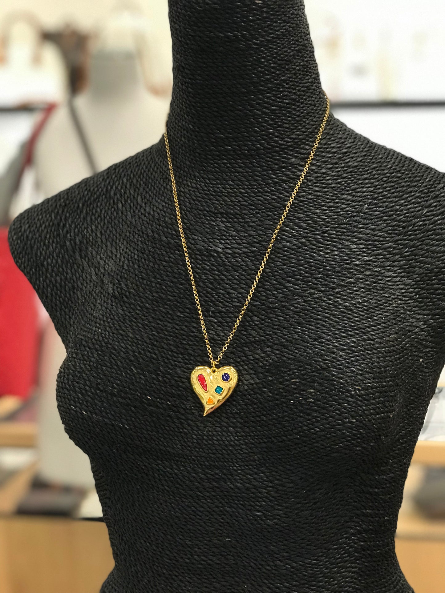 Gold Heart Throb Necklace