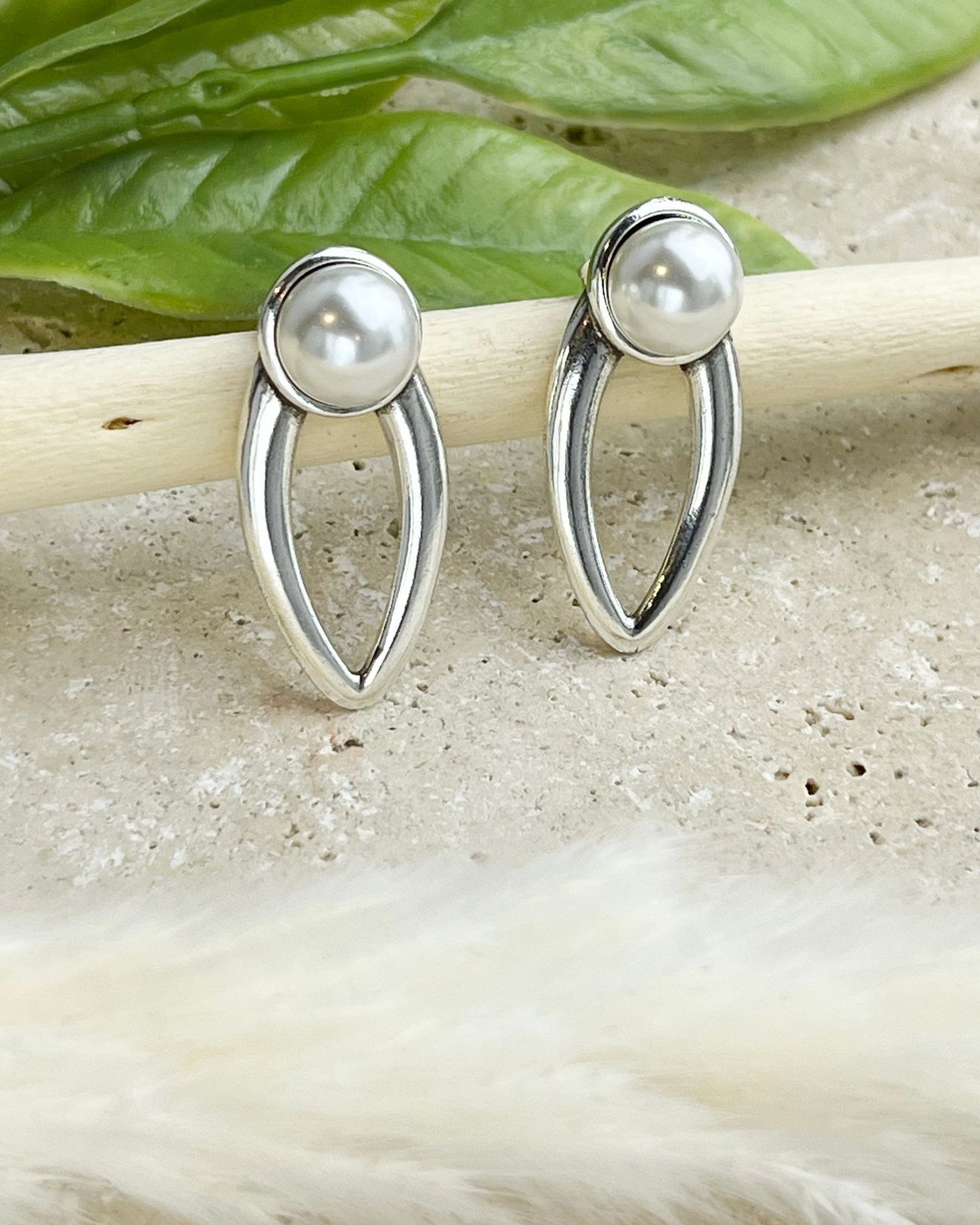 Alana Silver Pearl Earrings