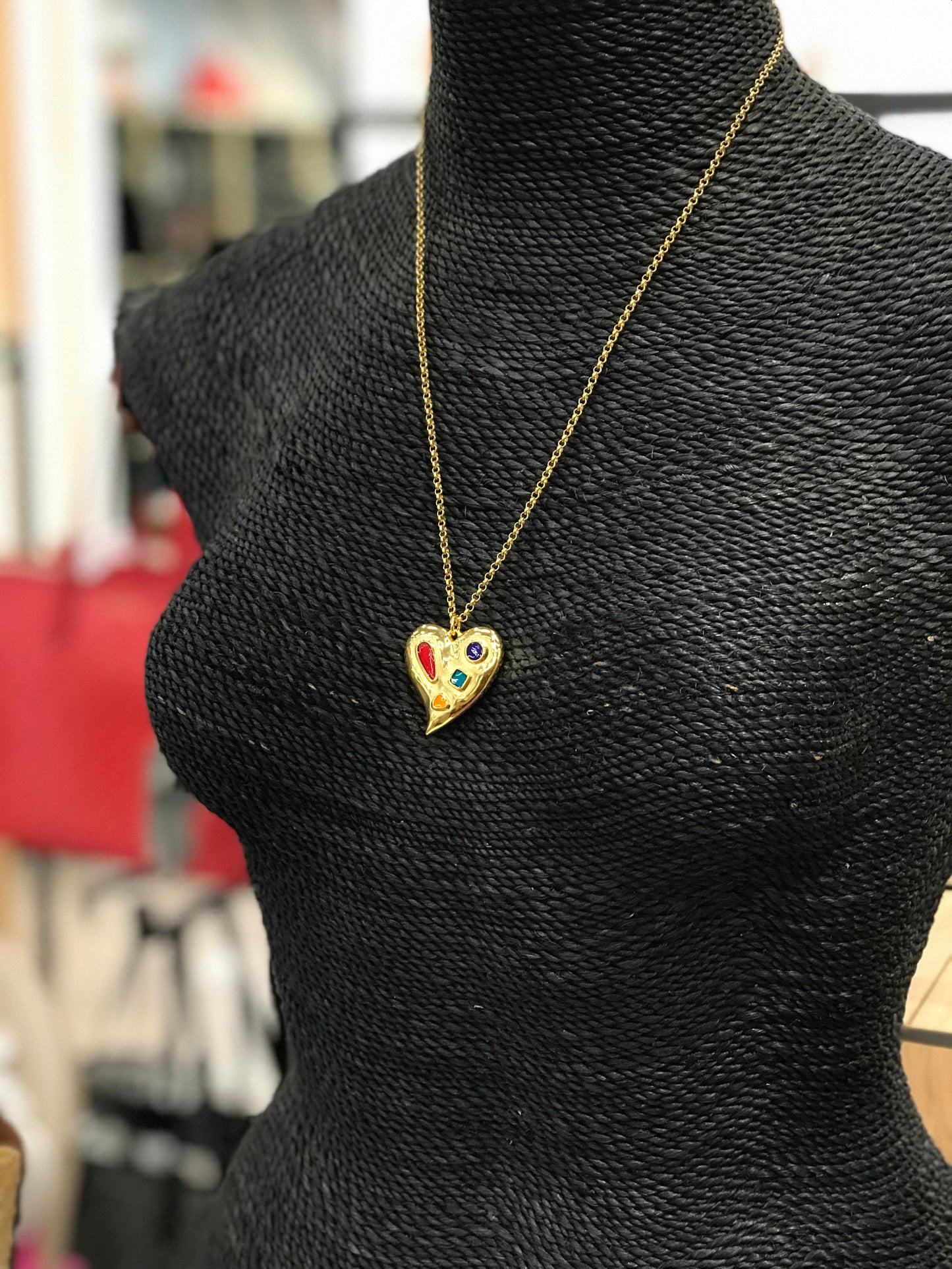 Gold Heart Throb Necklace